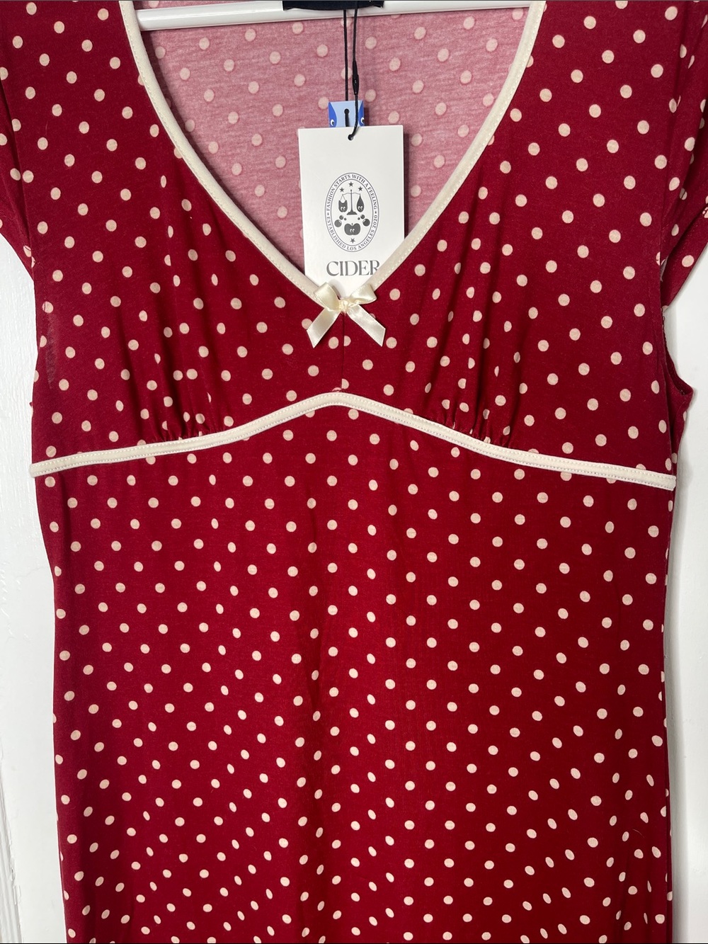 New Cider Dress XL Brick Red Polka Dots Bow Stretch Cap Sleeves V-neck Sexy NWT - Picture 4 of 14